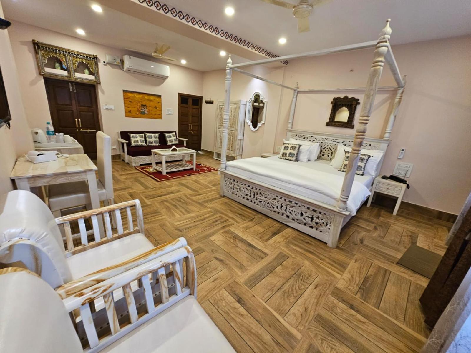 Khamma Heritage Jodhpur  Room photo